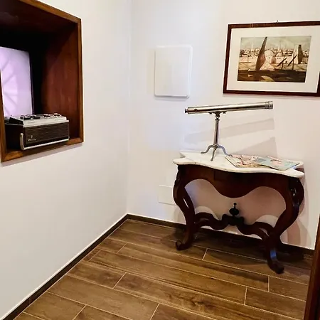 Letterario Palazzo Pistocchi 3*