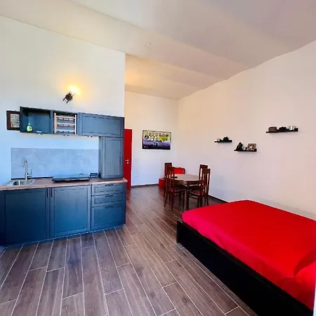 Letterario Palazzo Pistocchi 3*