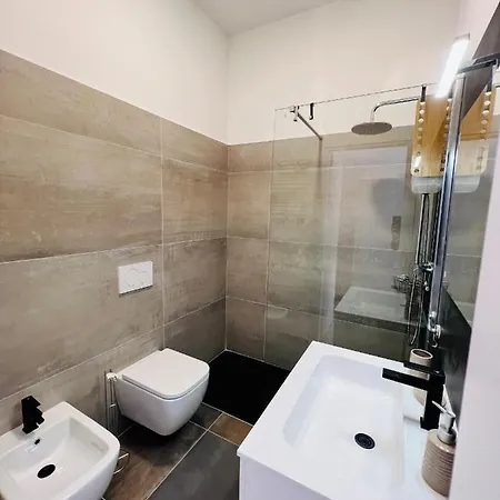 Letterario Palazzo Pistocchi 3* Teramo