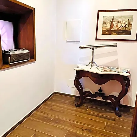Letterario Palazzo Pistocchi Bed & Breakfast 3*
