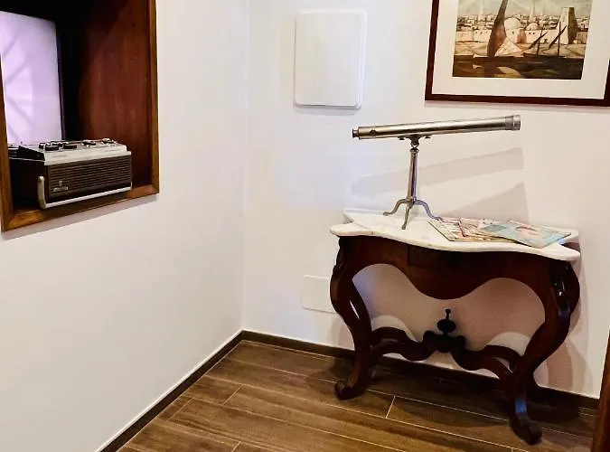 Letterario Palazzo Pistocchi 3*