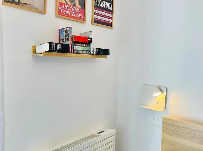 Letterario Palazzo Pistocchi 3*