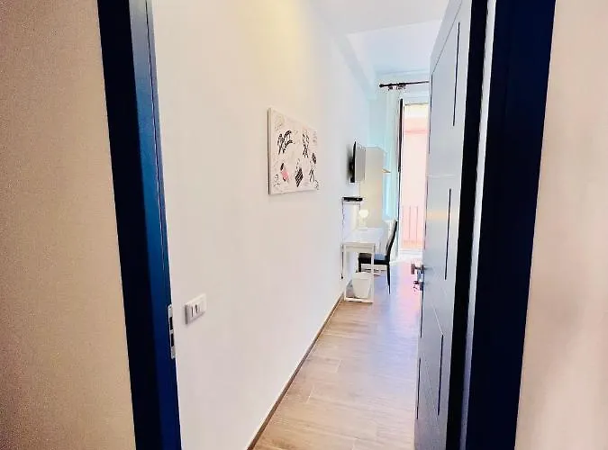 Letterario Palazzo Pistocchi 3*