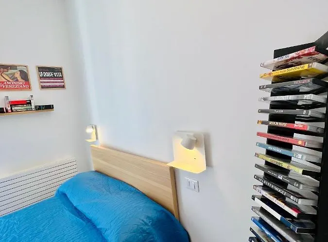 Couette-café Letterario Palazzo Pistocchi 3*