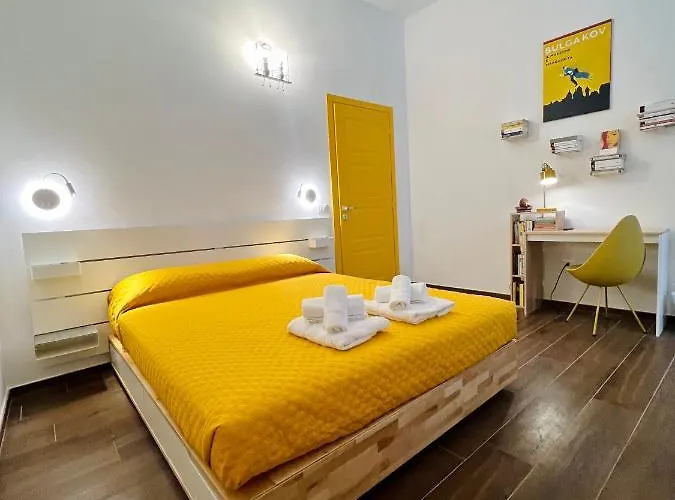 Letterario Palazzo Pistocchi Bed & Breakfast 3*