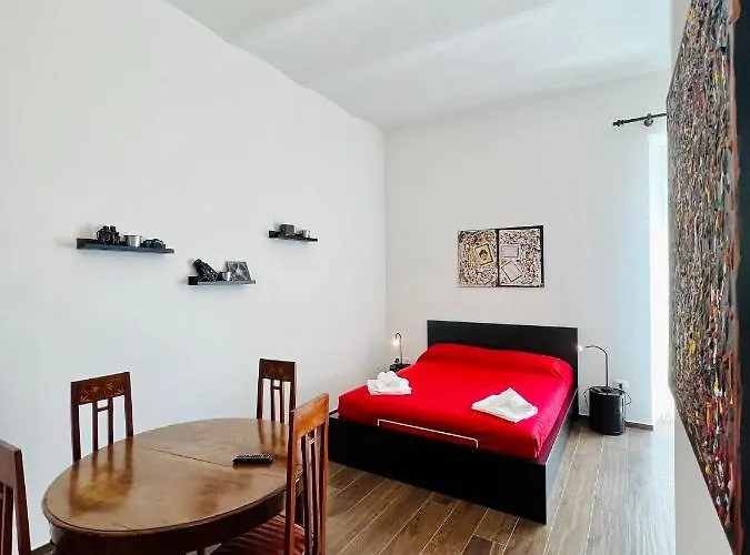 Letterario Palazzo Pistocchi Bed & Breakfast 3*