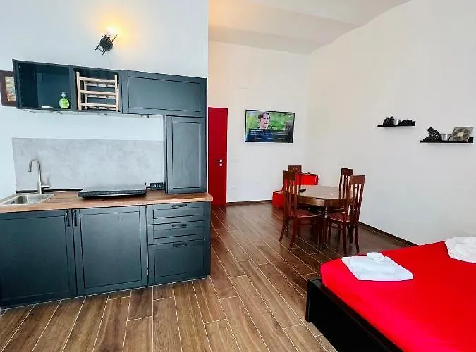 Letterario Palazzo Pistocchi 3*